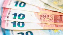 Pedir empréstimo com dívidas